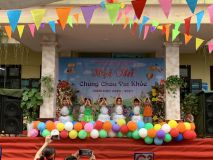 Văn nghệ chào mừng