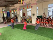 Phần thi nhảy bao bố
