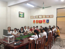 CHI BỘ TRƯỜNG MẦM NON CAO VIÊN NGHIÊM CỨU, HỌC TẬP, QUÁN TRIỆT, TUYÊN TRUYỀN VÀ TRIỂN KHAI THỰC HIỆN 04 NGHỊ QUYẾT CỦA BỘ CHÍNH TRỊ KHOÁ XIII