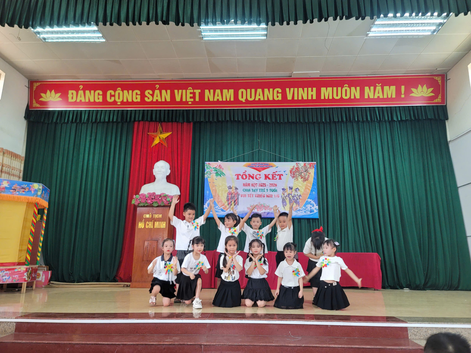 TRƯỜNG MẦM NON CAO VIÊN TỔ CHỨC TỔNG KẾT NĂM HỌC 2025 – 2026, CHIA TAY TRẺ MẪU GIÁO 5 TUỔI